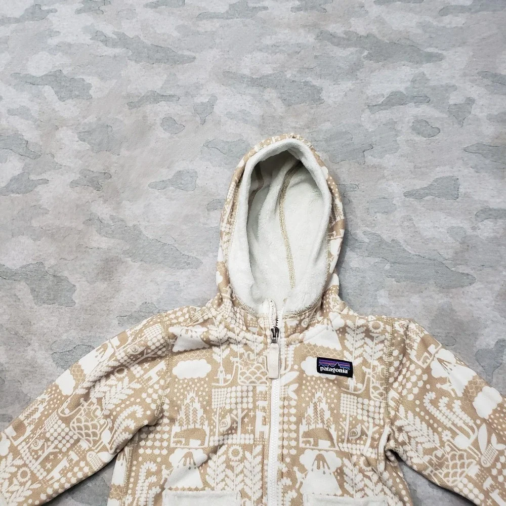Patagonia Jacket Youth 12-18M Tan Full Zip Pockets Hooded Outdoors Gorpcore